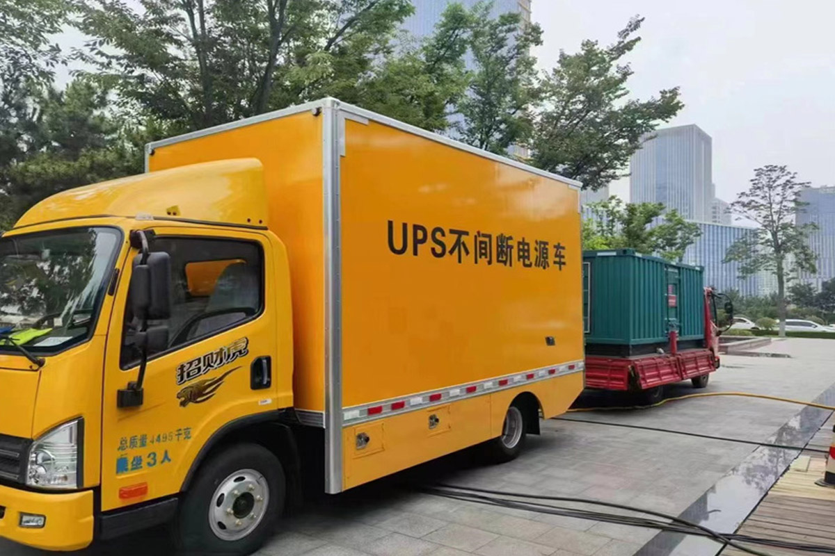 纳溪发电机租赁施工现场